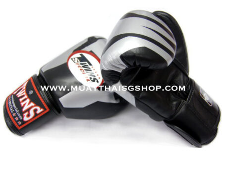 [OUT OF STOCK] Twins Special Boxing Gloves (War Machine) - Image 4