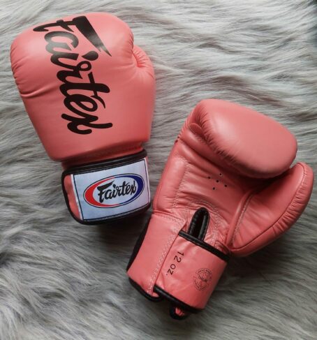 Fairtex Deluxe Muay Thai Boxing Gloves - Image 10